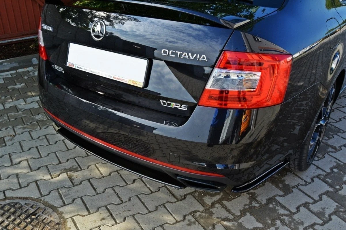 Heck Ansatz Flaps Diffusor für SKODA OCTAVIA III RS FACELIFT Carbon Look - Maxton Design