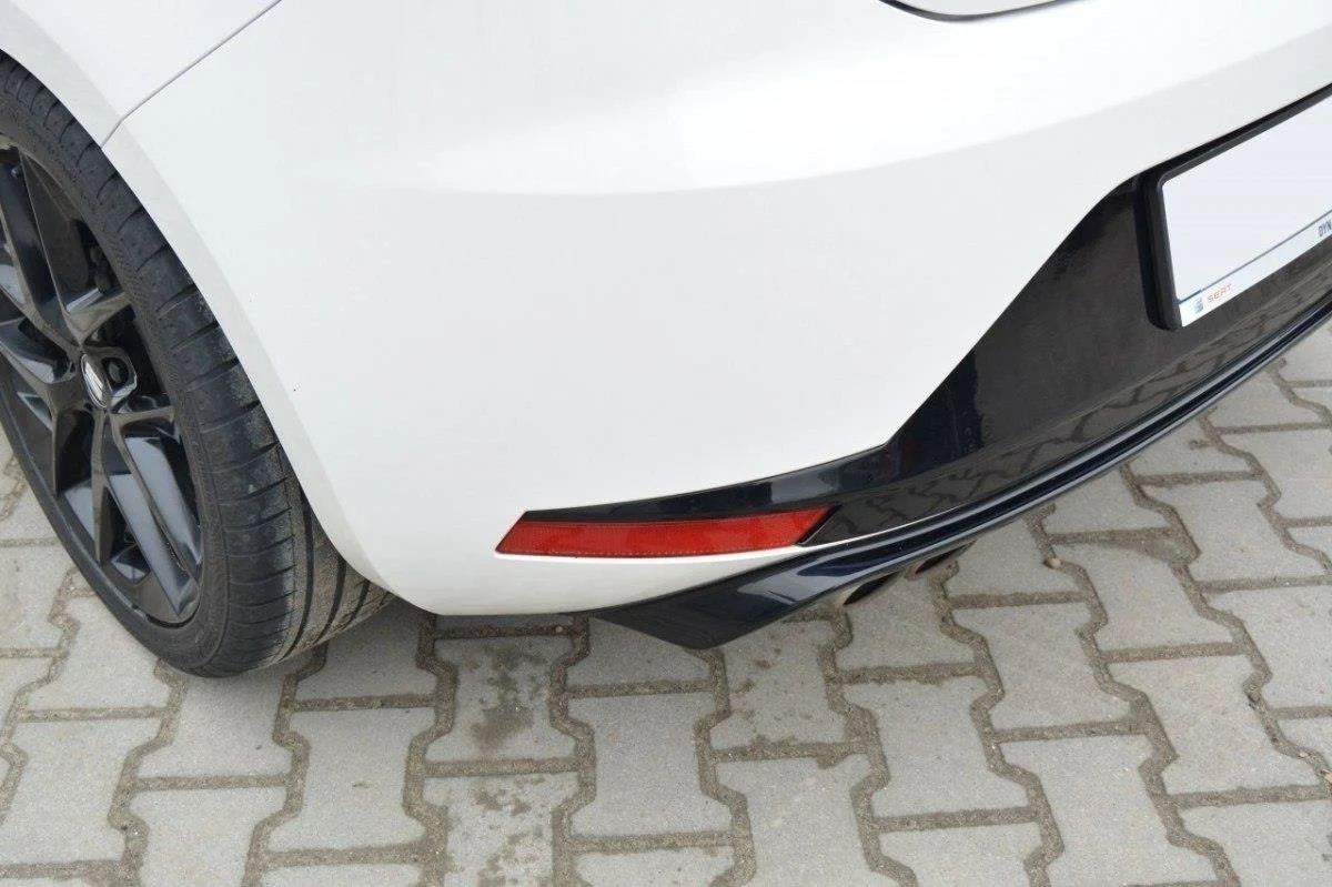 Diffusor Heck Ansatz für SEAT LEON III FR schwarz Hochglanz - Maxton Design