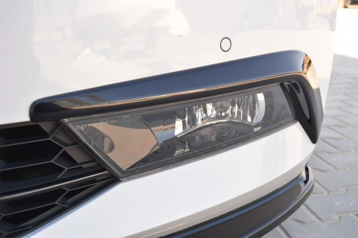 Nebelleuchten Abdeckung für SKODA SUPERB III Carbon Look - Maxton Design