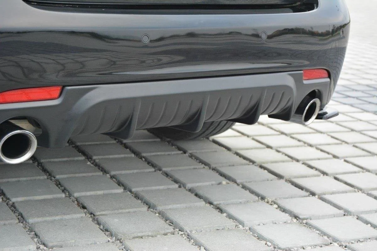 Diffusor Heck Ansatz für Saab 9-3 Aero Mk2 Facelift schwarz Hochglanz