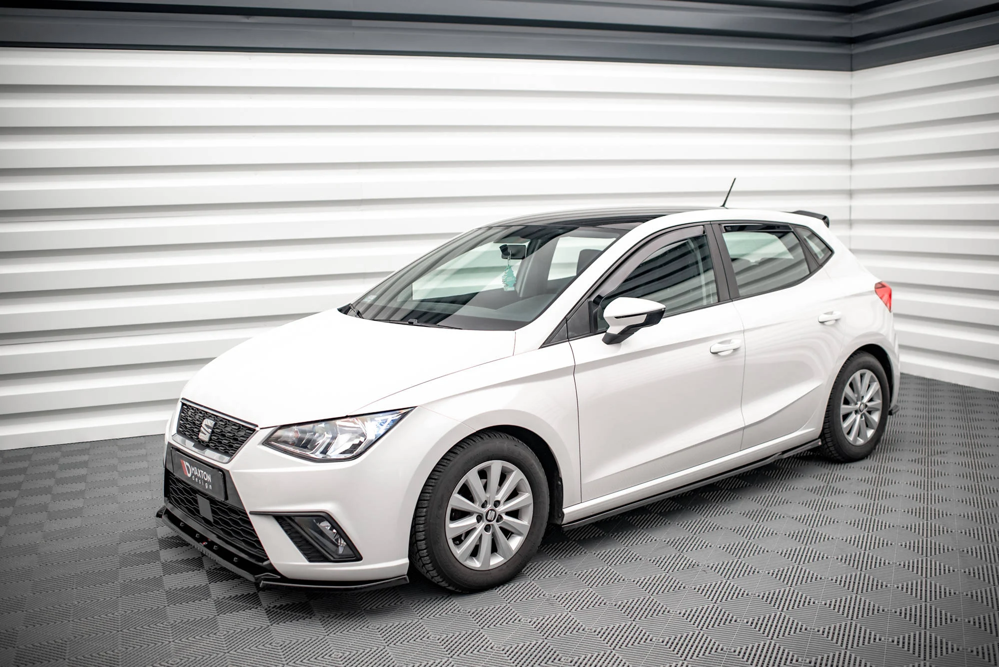 Seitenschweller Ansatz für V.2 für Seat Ibiza FR/ Standard Mk5 schwarz matt - Maxton Design