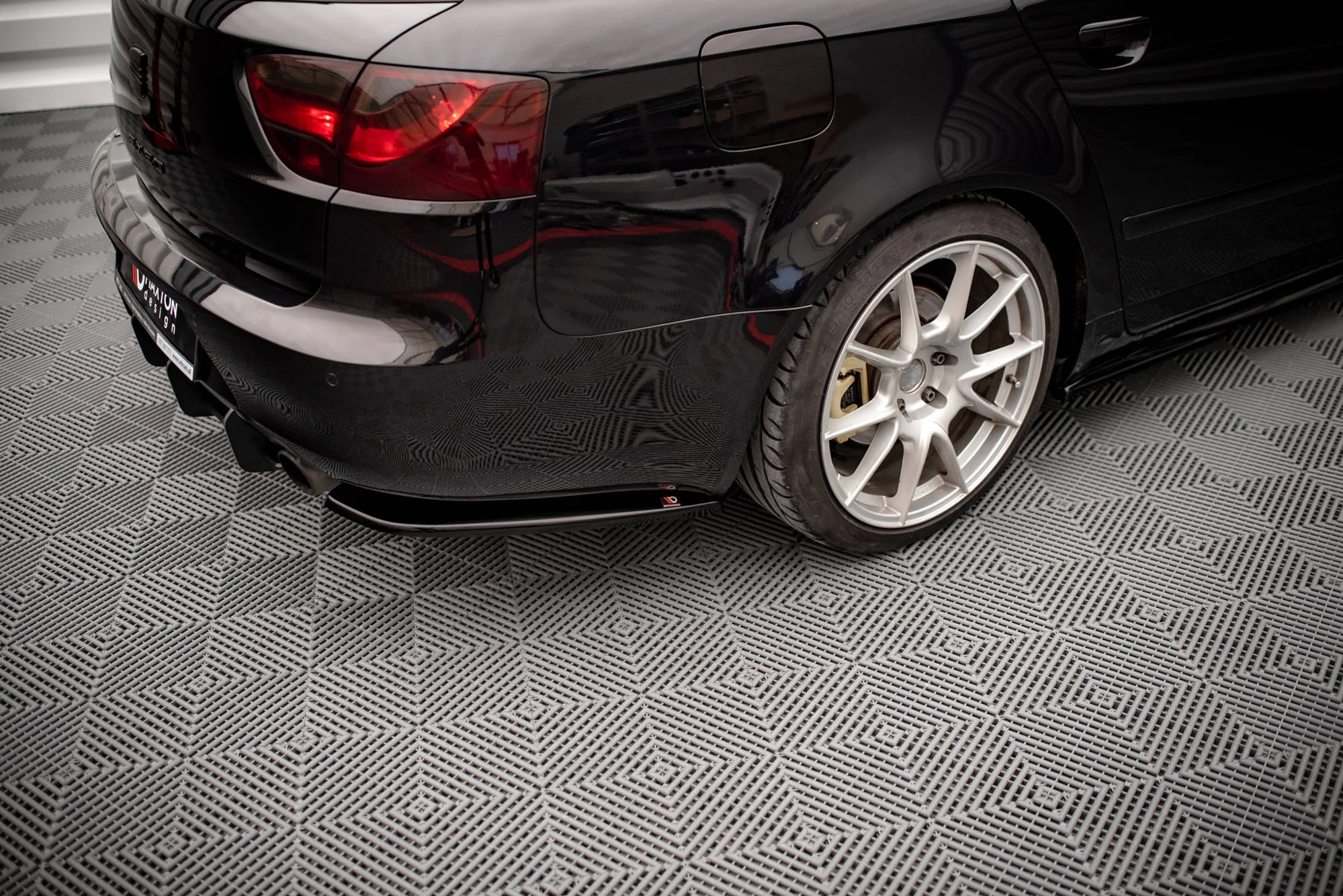Heck Ansatz Flaps Diffusor für Seat Exeo schwarz matt - Maxton Design