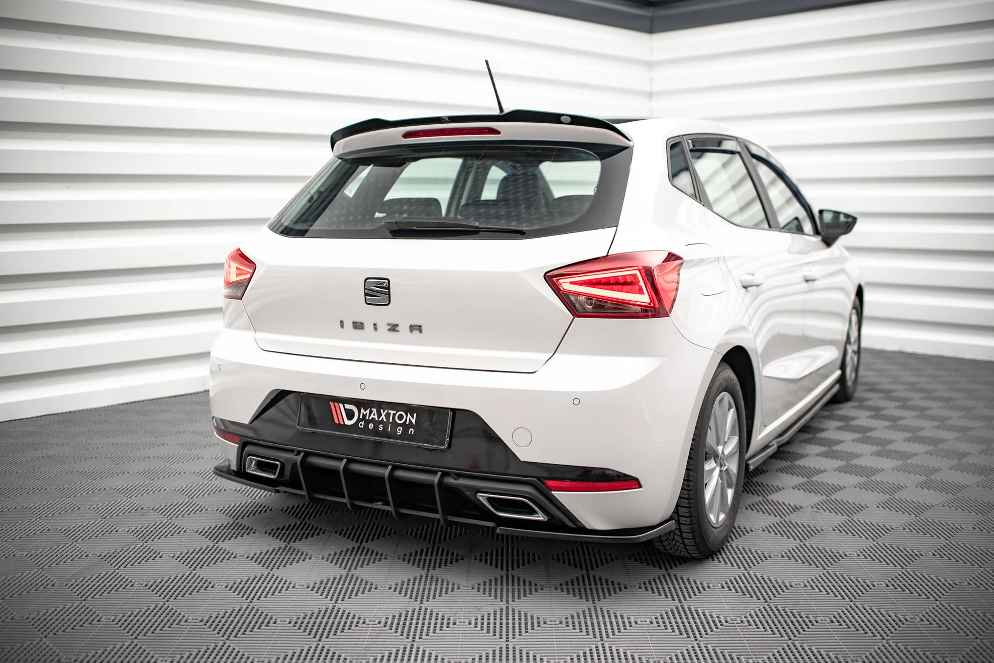 Street Pro Heckschürze für Seat Ibiza FR/ Standard Mk5 - Maxton Design