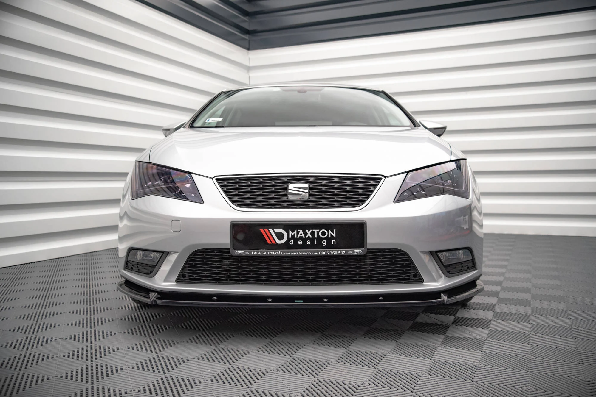 Front Ansatz V.1 für Seat Leon Mk3 schwarz matt - Maxton Design