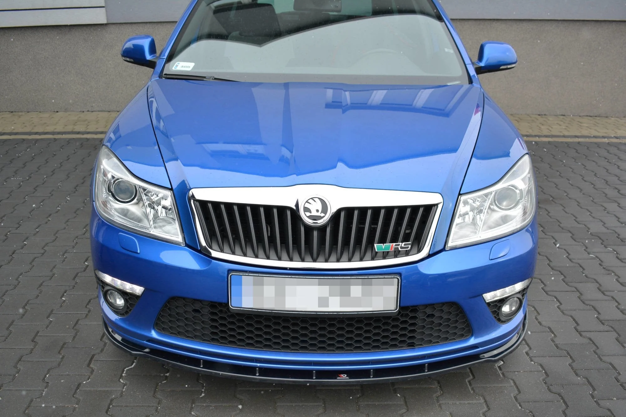 Front Ansatz für V1 SKODA OCTAVIA MK2 (RS VERSION) FACELIFT FaceliftING Carbon Look - Maxton Design